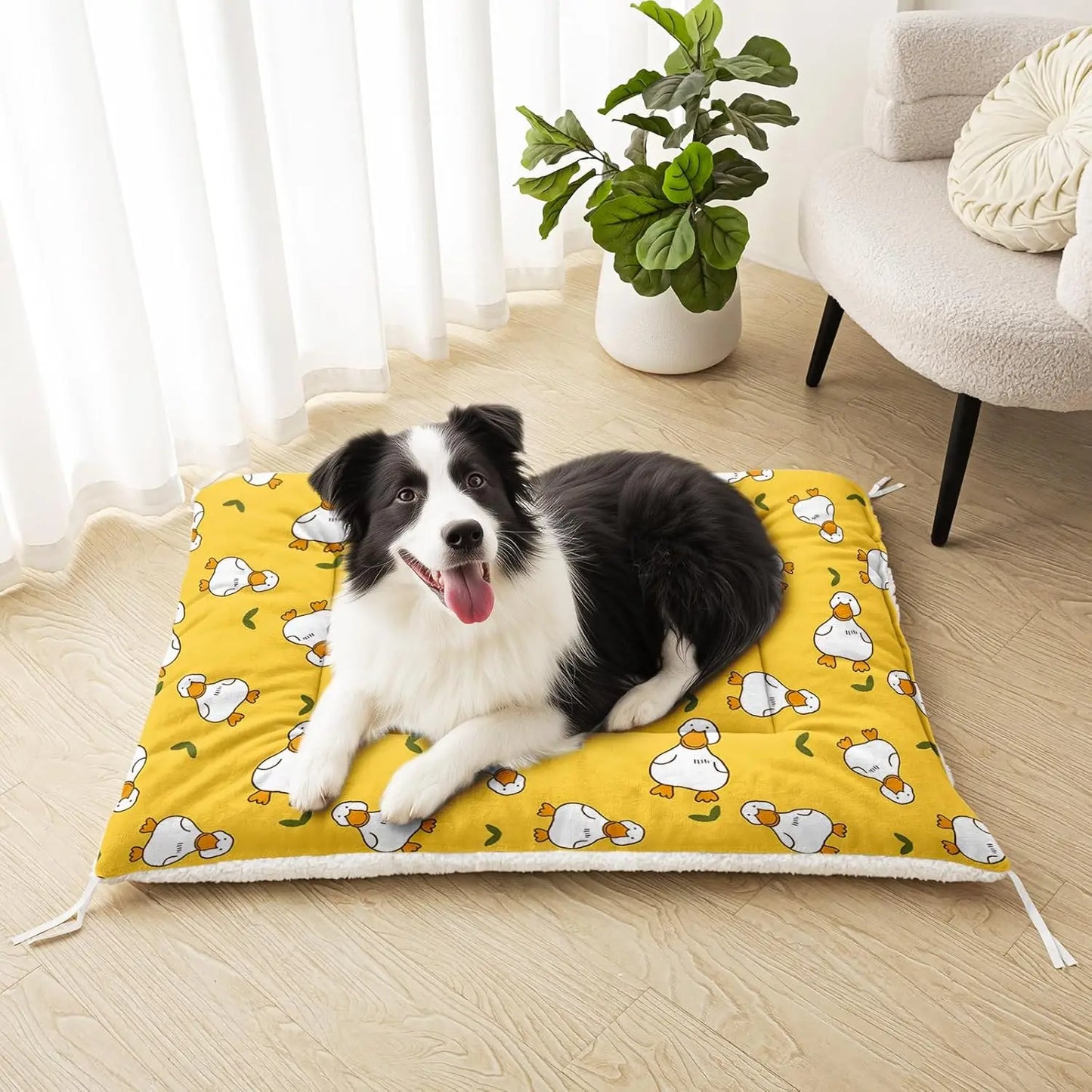 Cute Strawberry Dog Crate Bed, Plush Rectangular Pet Mat 30'x26', Washable Calming Pad for Medium Large Dogs, Pink