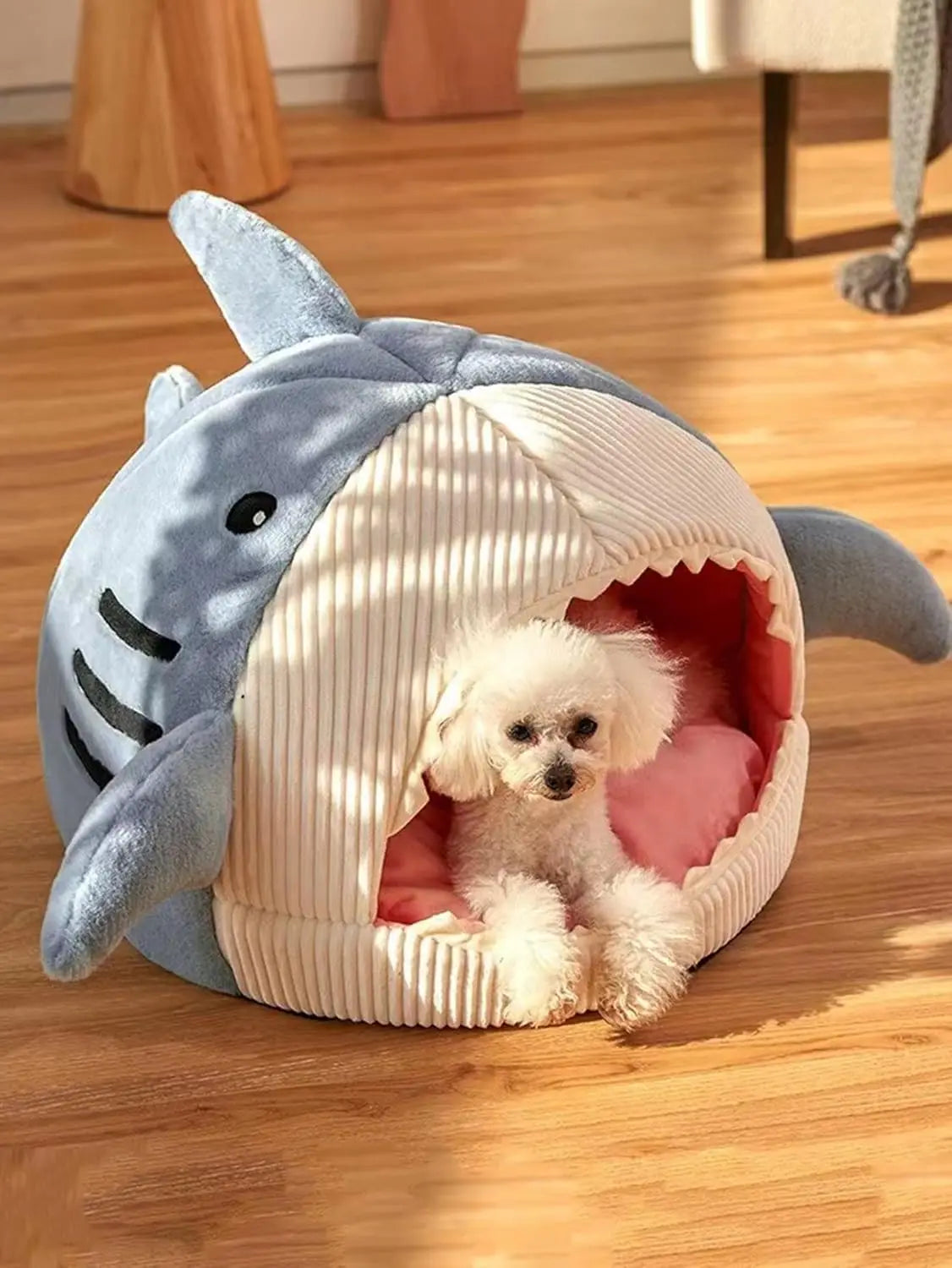 Shark-Shaped Cat Bed Kennel Hideout House Warm Soft Comfortable Semi-Closed Nest Blue L for Cats and Dogs